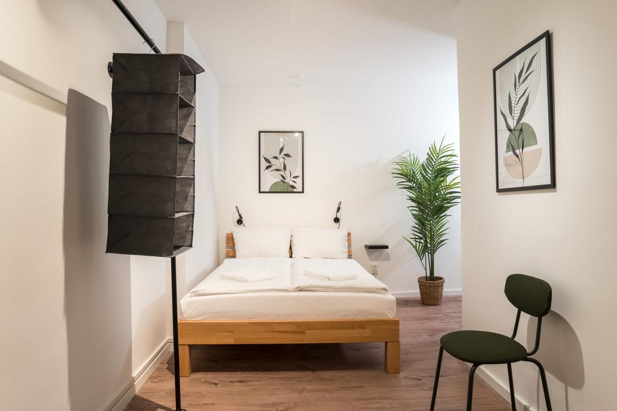 Spacious 1-Bedroom Apartment In Kreuzberg Berlin Exterior photo